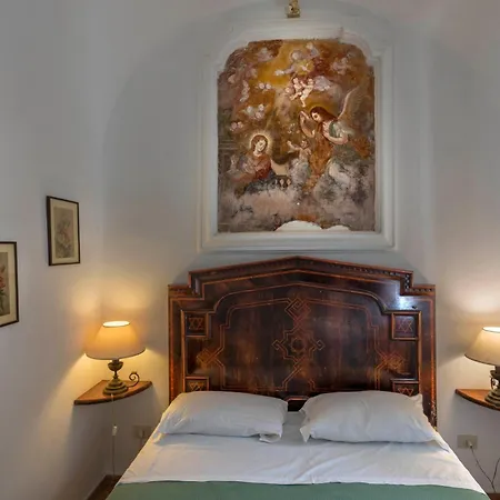 מלון Relais Giusso 3*