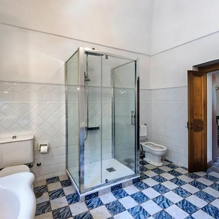 Relais Giusso فندق فيكو إيكوينس