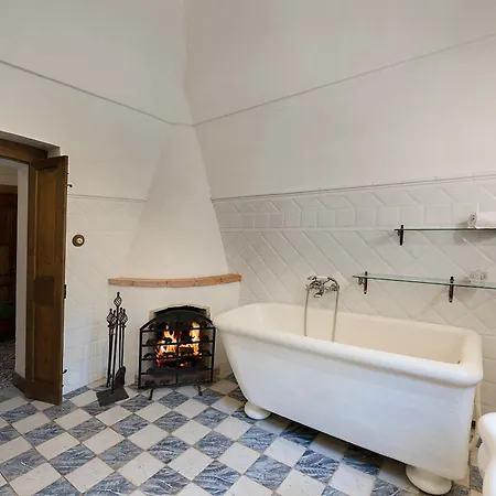 فندق Relais Giusso 3*