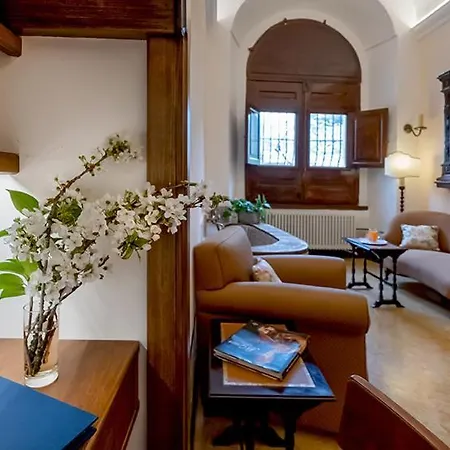 Hotel Relais Giusso 3*